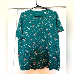 Old Navy Everywear XL Green Floral Tshirt NWT